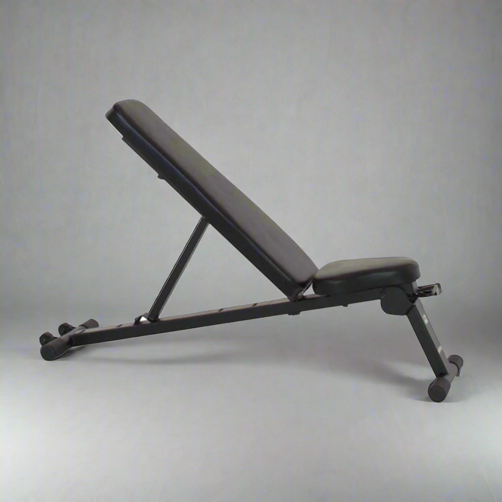 FOLDING ADJUSTABLE BENCH