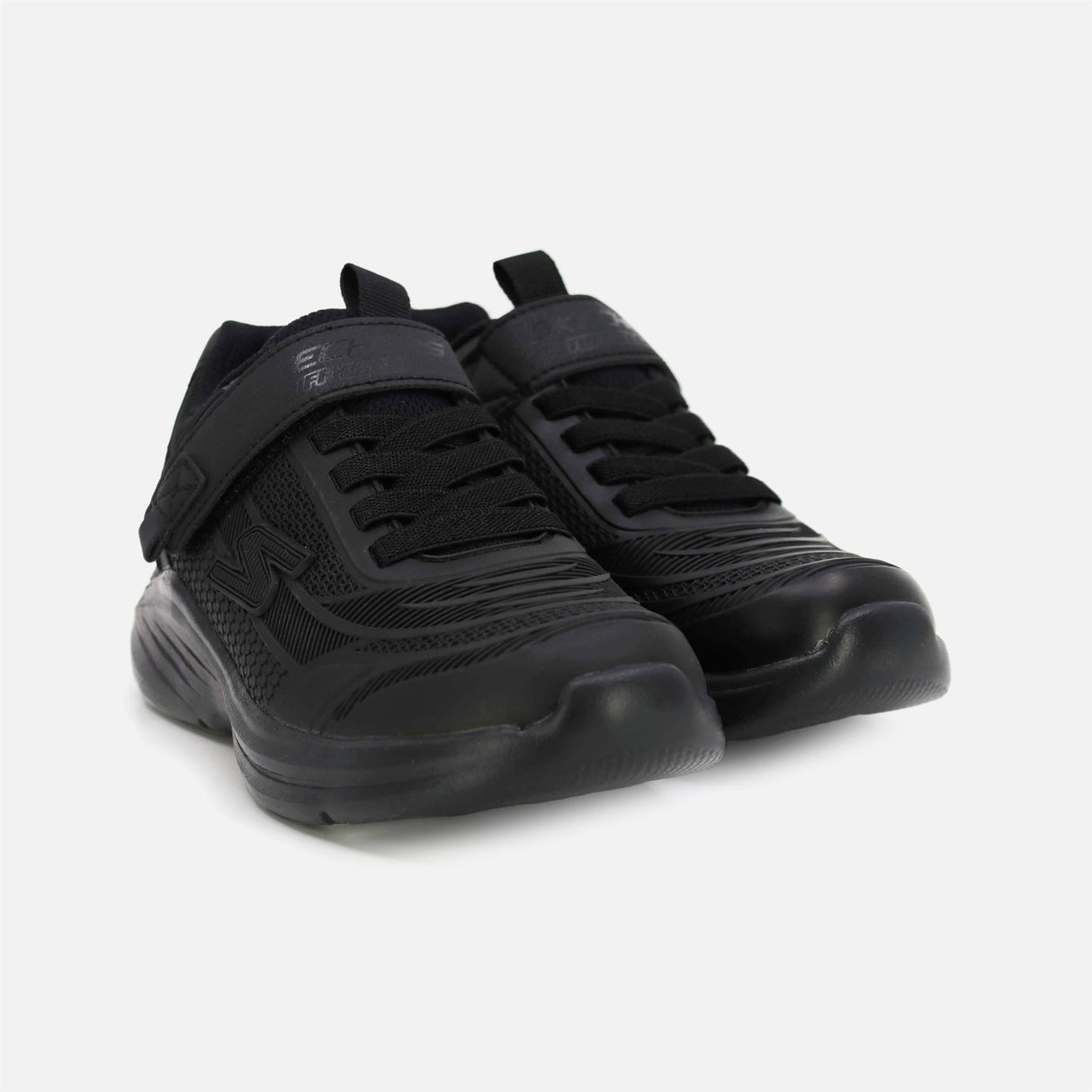 حذاء رياضي ولادي