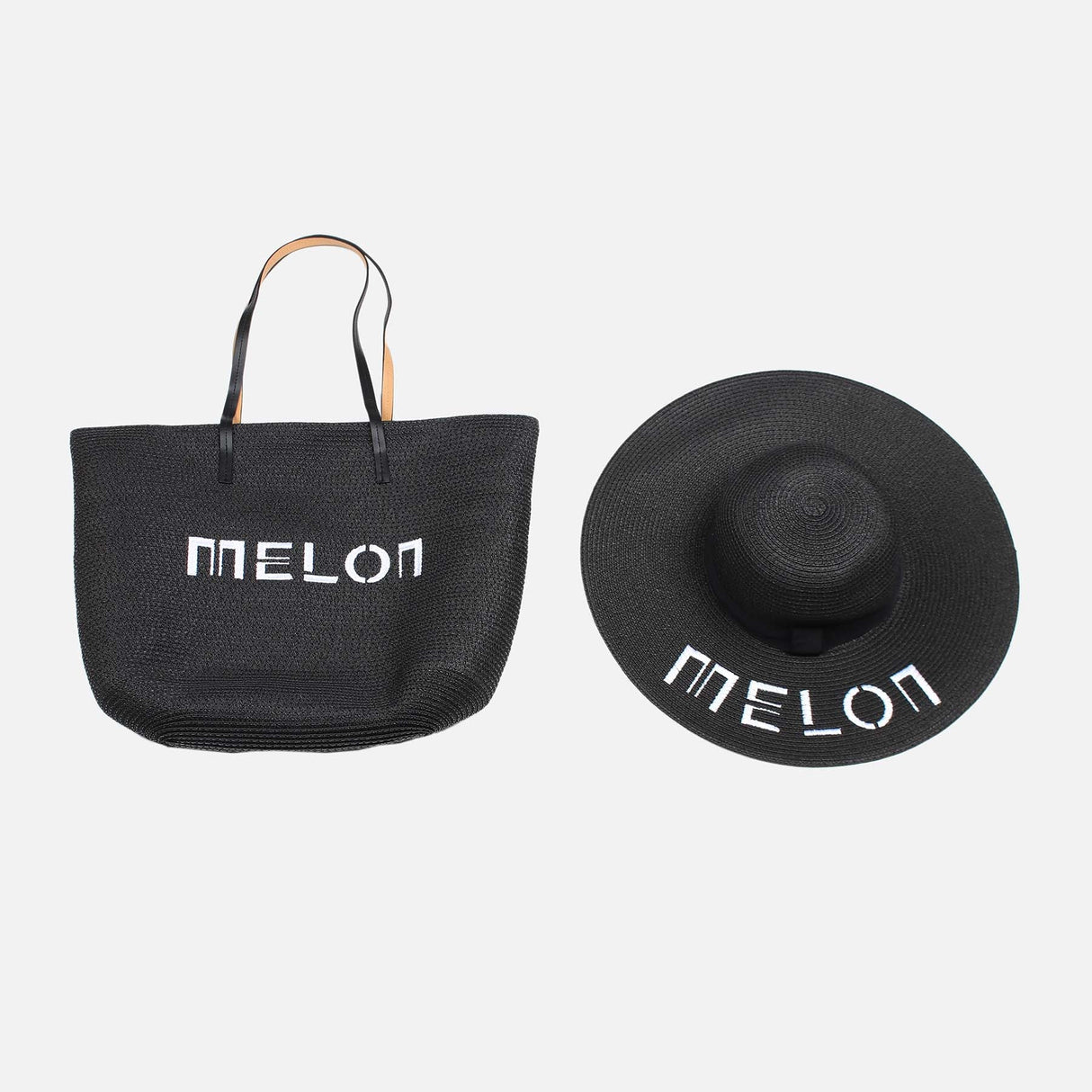 LADIES HAT & BAG (57 CM)