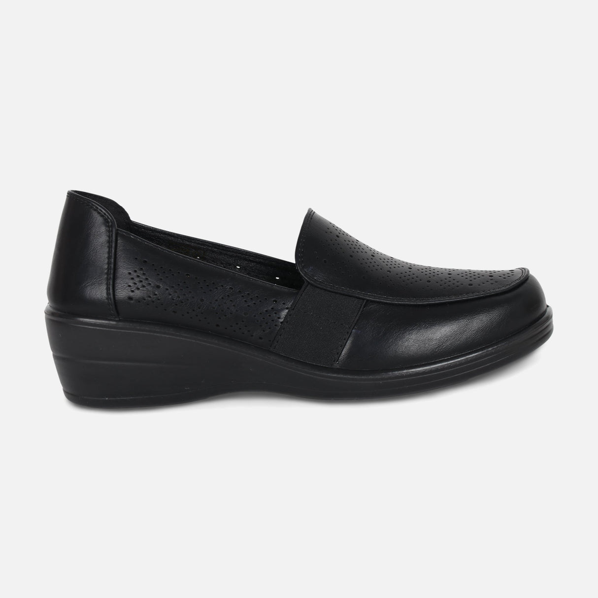 LADIES CASUAL SLIP-ON SHOES