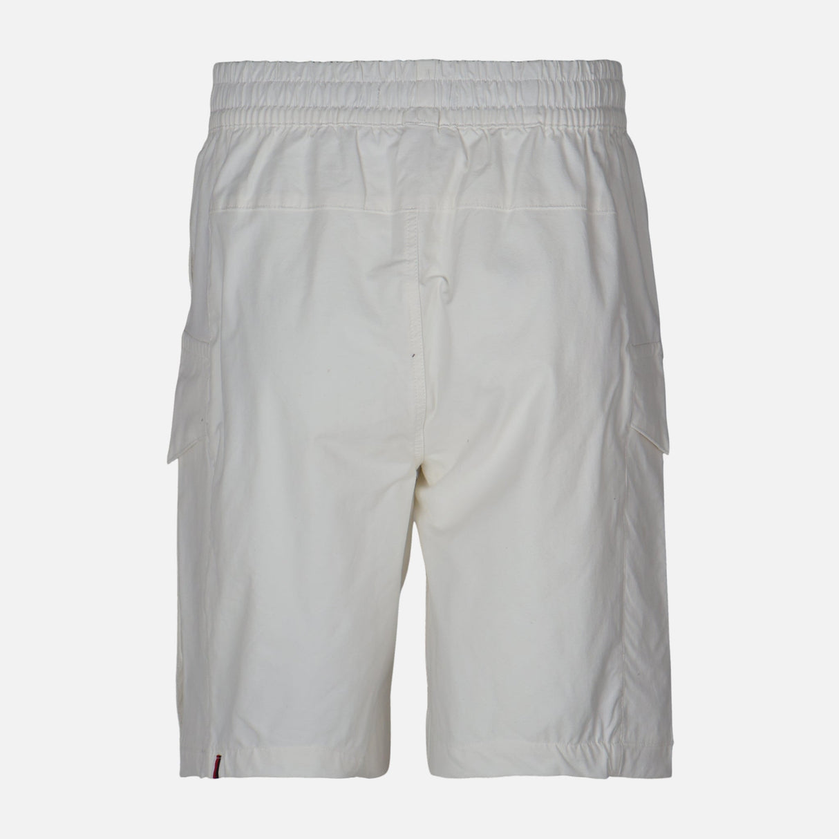 MEN SHORT WOVEN REGULAR FIT