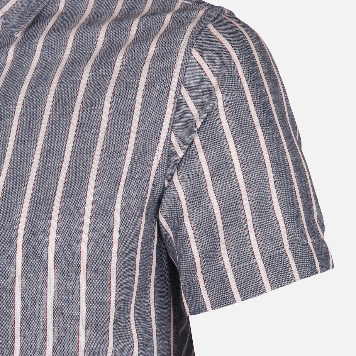 Men Woven Short Sleeve Shirt