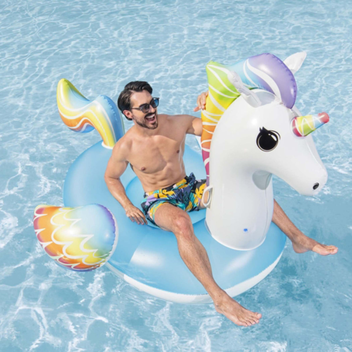 SUPERSIZED UNICORN RIDE-ON (2.24MX164M)