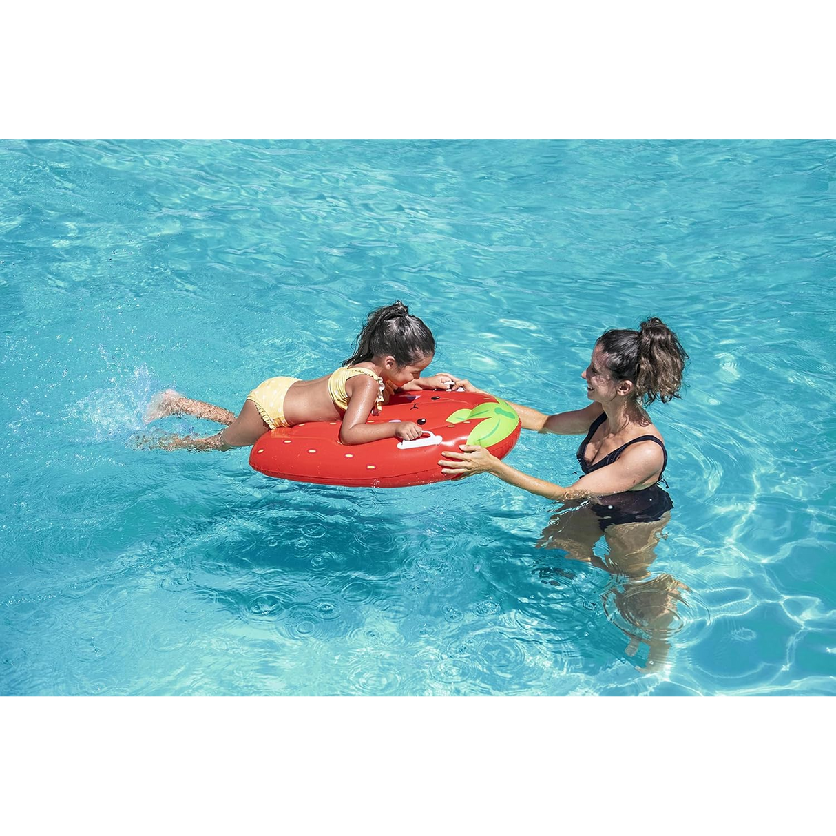 عوامة للسباحة