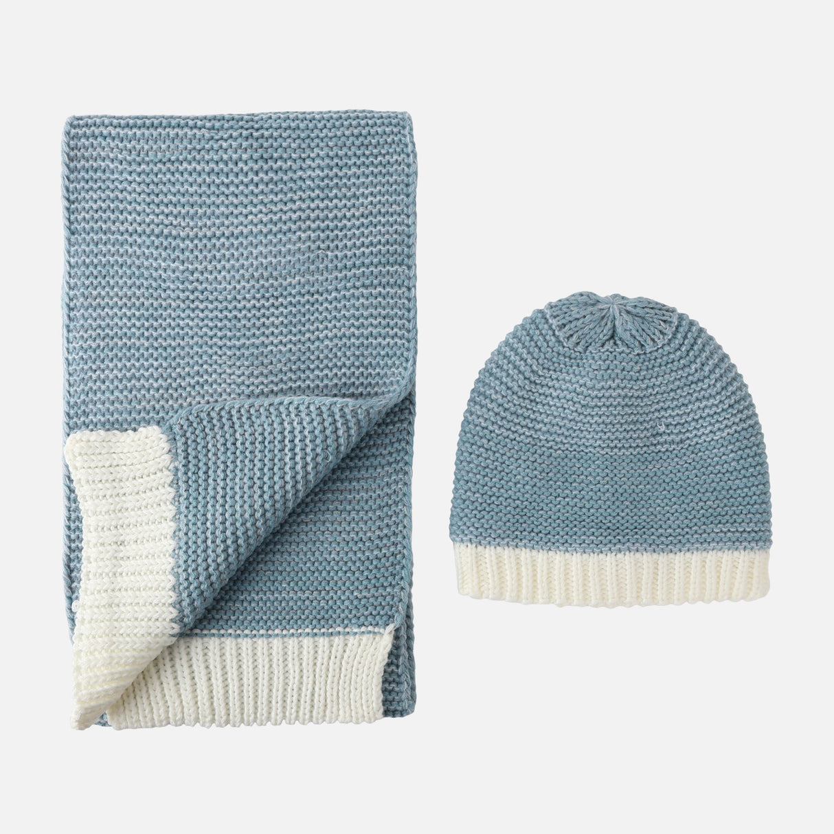 LADIES CAP AND SCARF SET