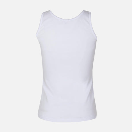 كيف يختار الأهل الملابس المناسبة تحت حزام اعوجاج العمود الفقري لطفلهم؟