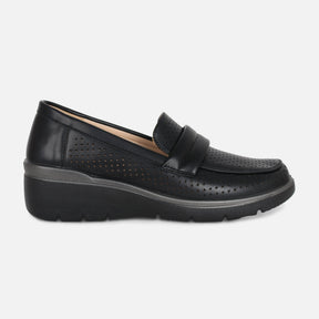 LADIES CASUAL SLIP-ON SHOES
