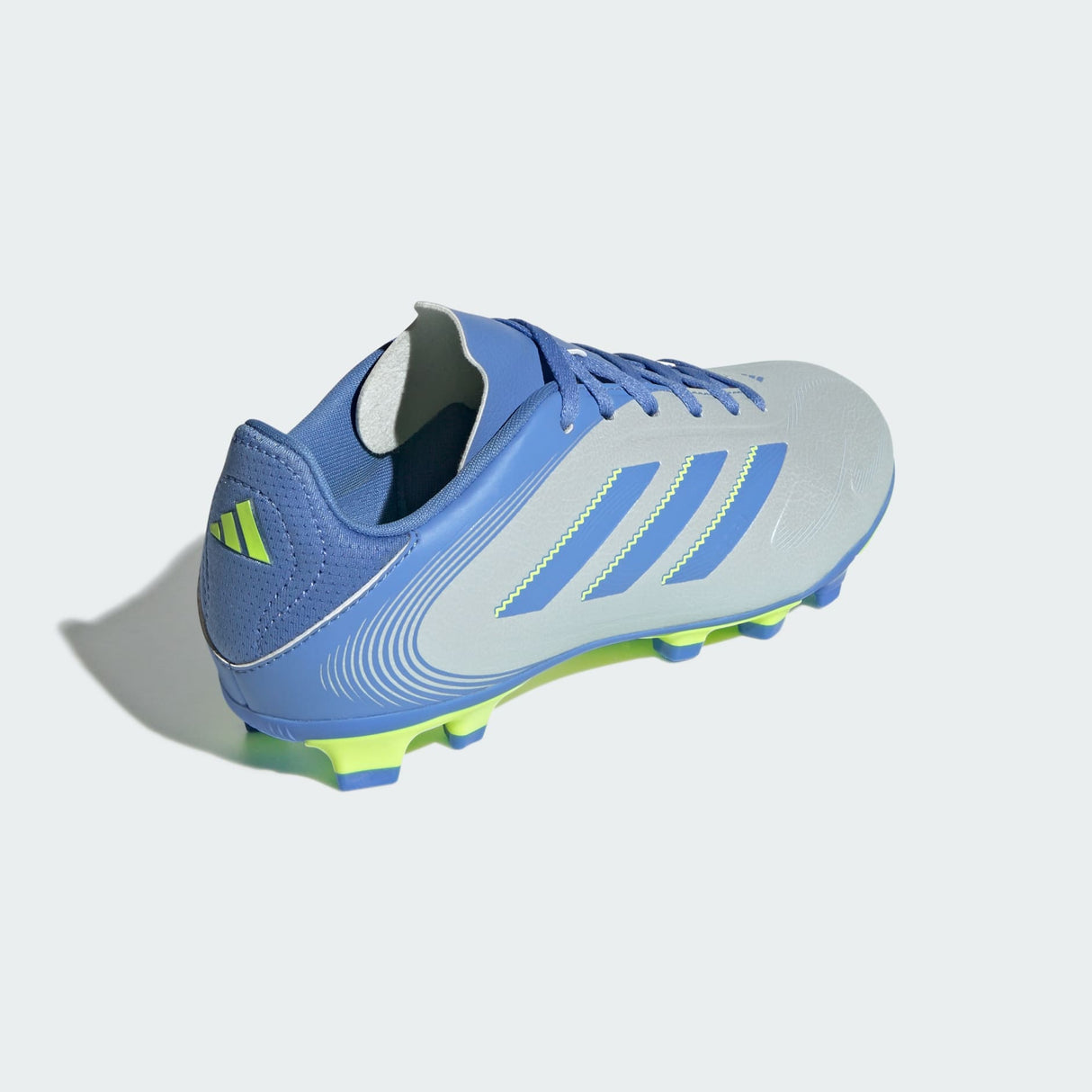 BOYS SOCCER LACE-UP SHOES