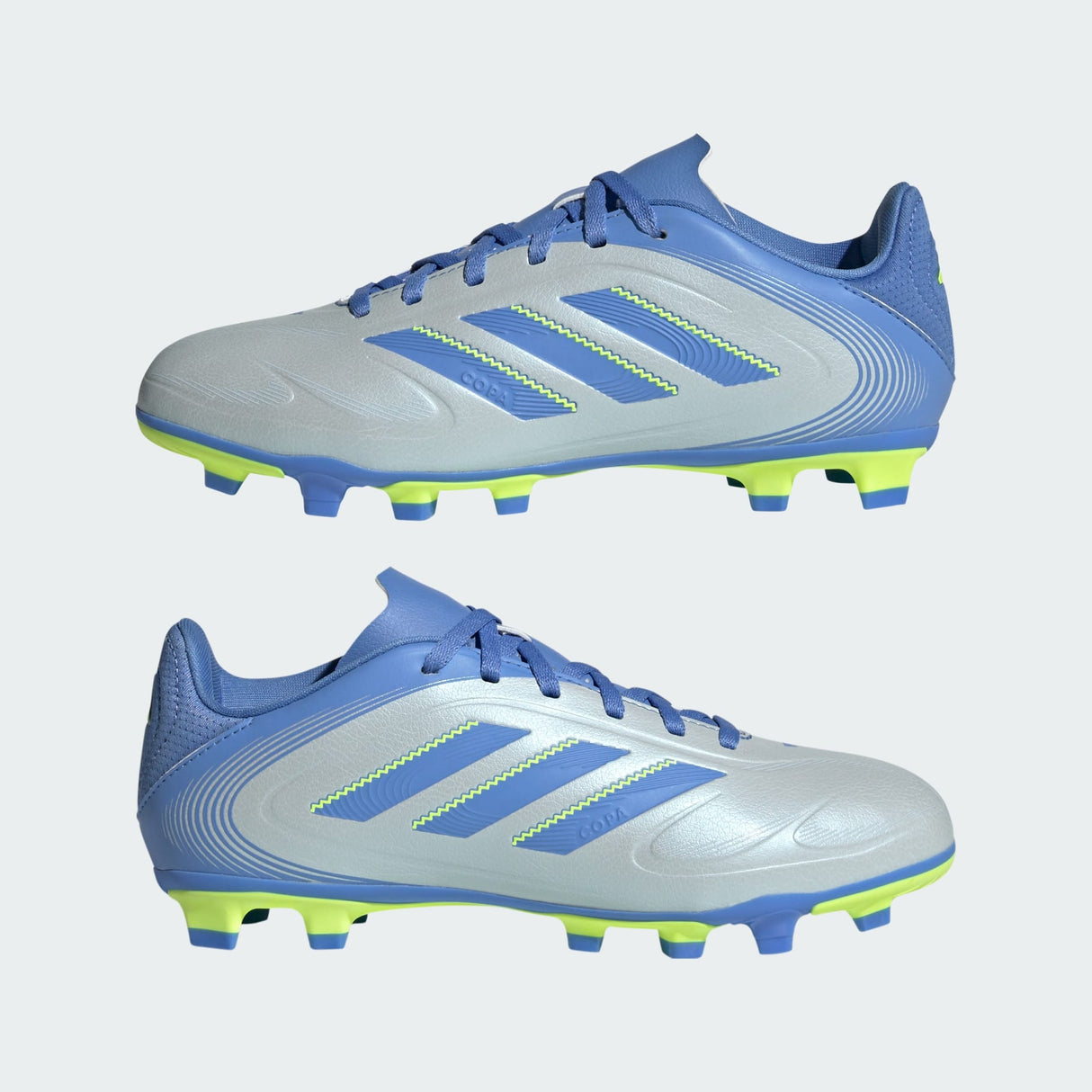 MEN SOCCER LACE-UP SHOES