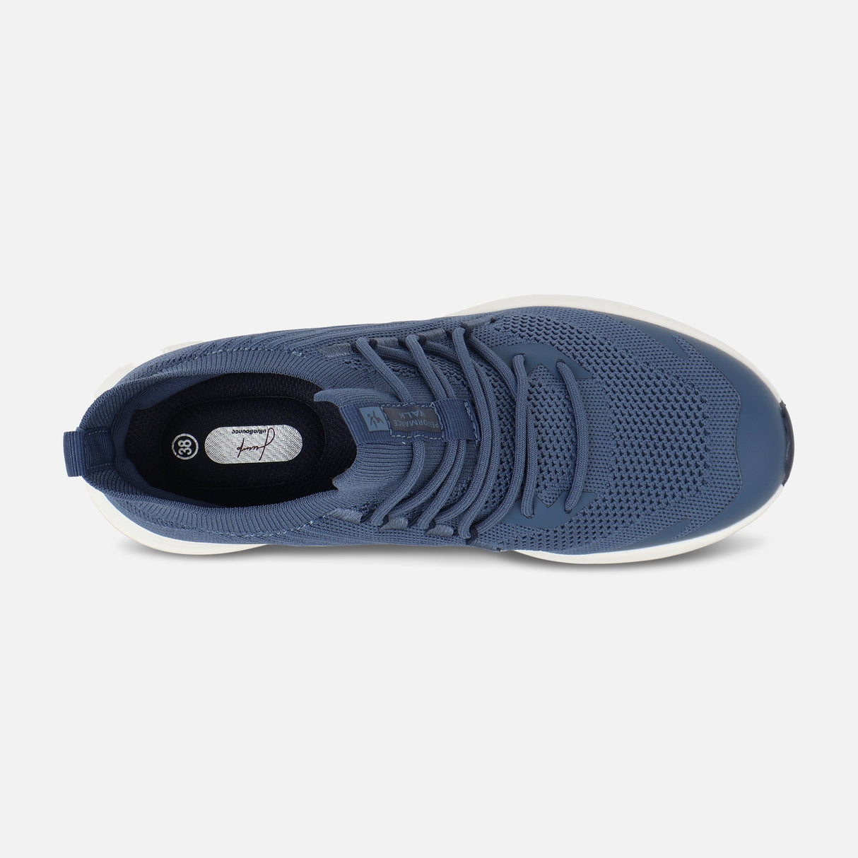 حذاء رياضي ولادي