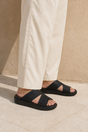 H47-04-26 MEN ARABIC SLIPPERS / H47-04-26 MEN ARABIC SLIPPER - BLACK - on model