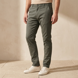 Men Cross Pocket Chino Pants