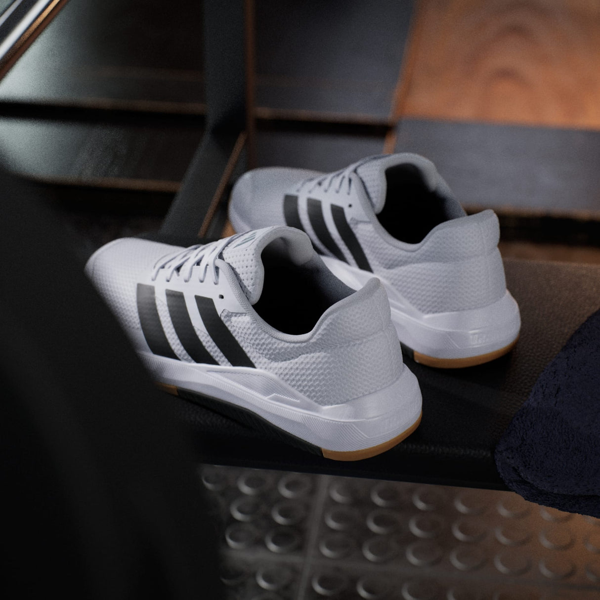 MEN CASUAL LACE-UP SHOES