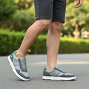 حذاء رياضي رجالي من النادي العربي