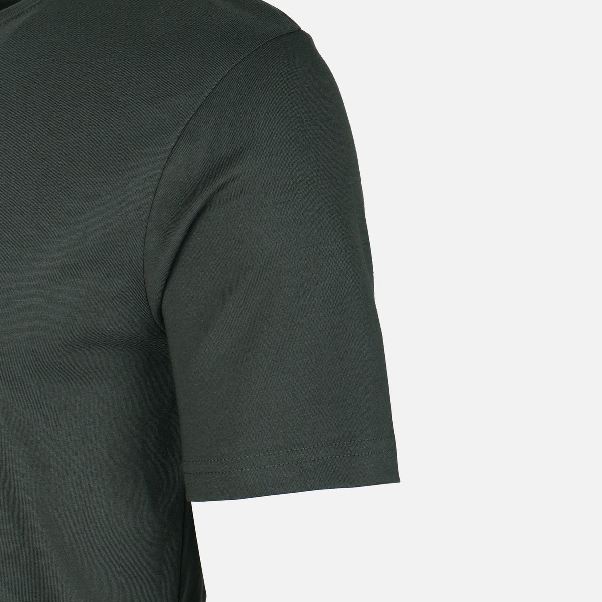 Men T-Shirt Round Neck