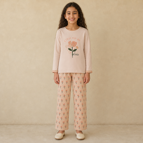 03-17082-JG GIRLS PAJAMA PANT-2 / 03-17082-JG GIRLS PAJAMA P - DAWN-WSAND - on model