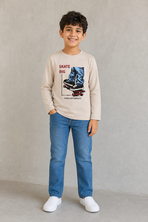 SLSN2647-TB BOYS GRAPHIC T SHIRT / SLSN2647-TB BOYS GRAPHIC - BEIGE - on model