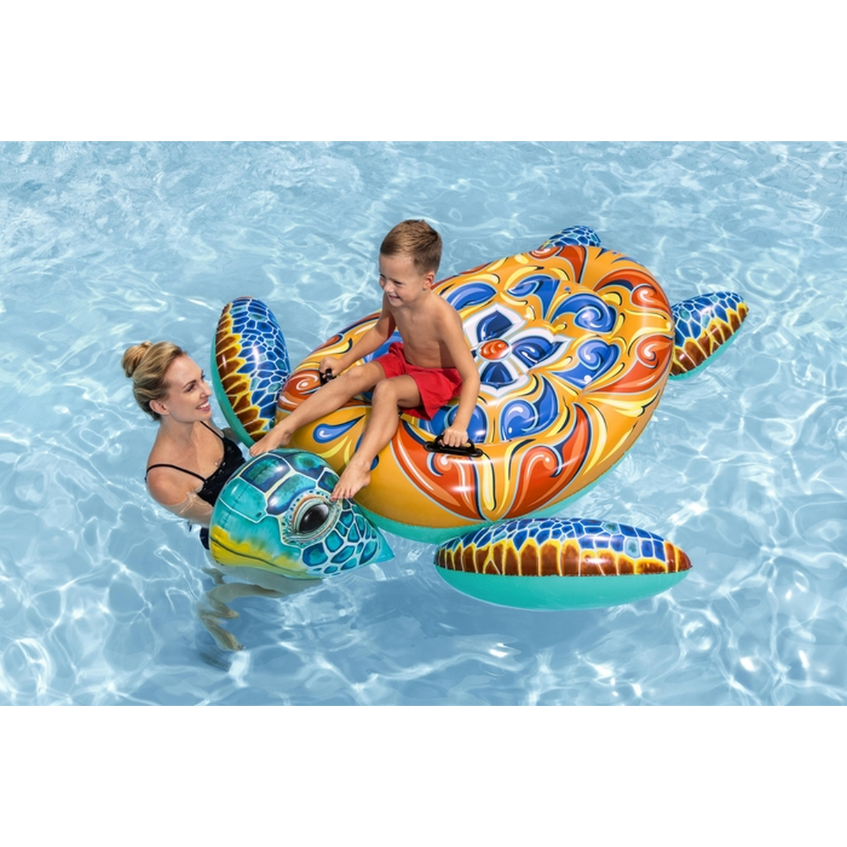 عوامة للسباحة 