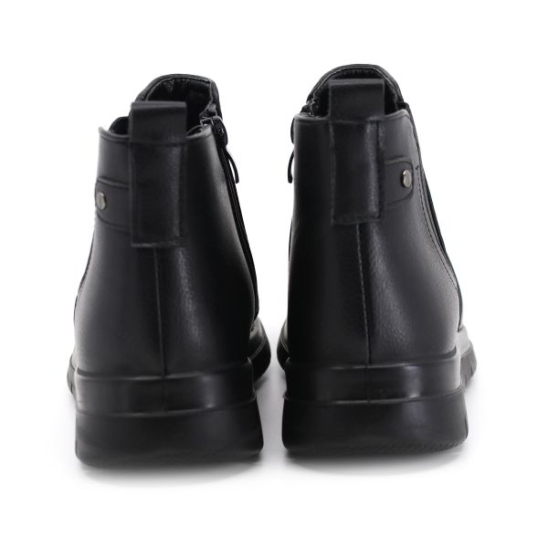 N LADIES LEATHER BOOT WITH ZIPPER SIDE